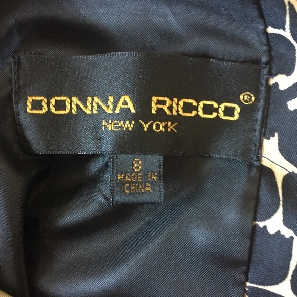 Donna RIcco Silk Dress Sleeveless  Patterned 8 - Picture 7 of 7